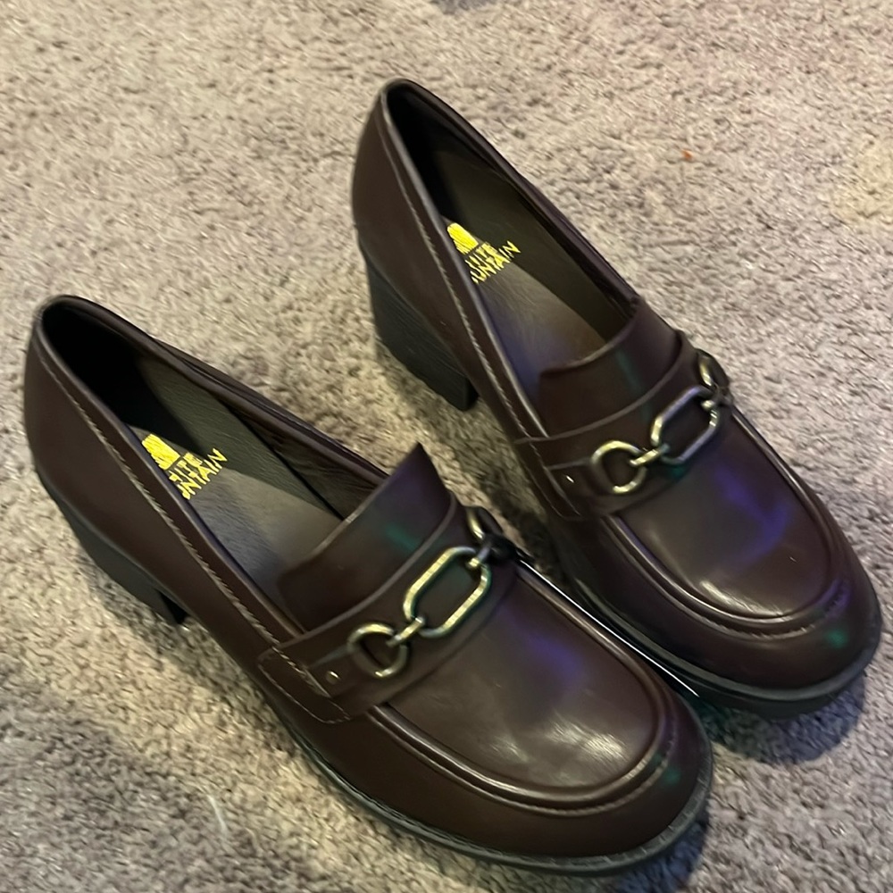 White Mountain brown loafers - Picture 4 of 4